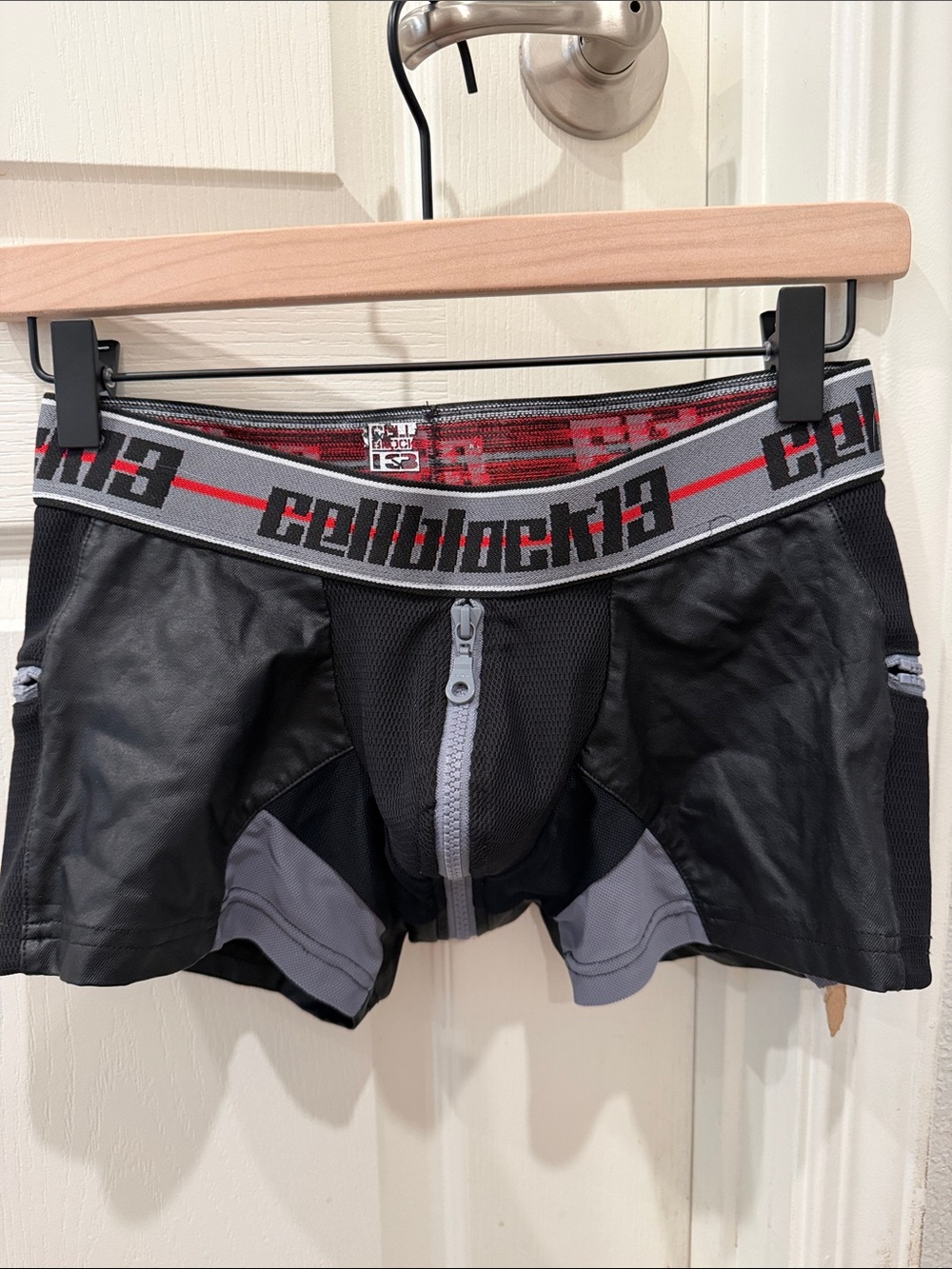 CellBlock13 Men's Black & Gray Athletic Zip-Front Shorts